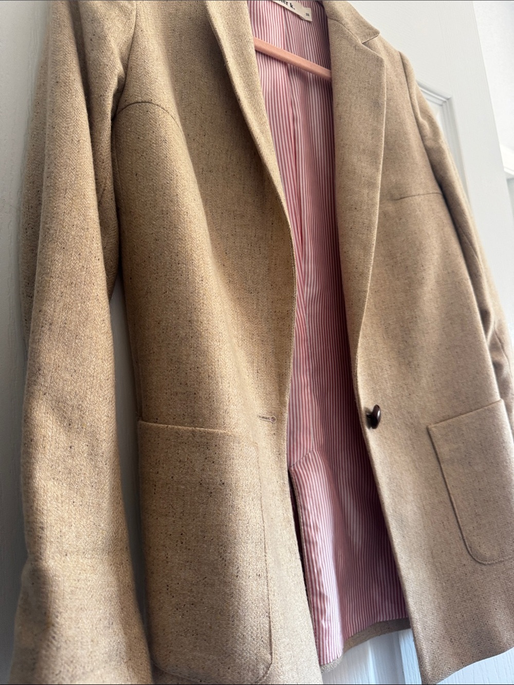 Mister K Paris - Women's Tailored Tan Blazer Jacket - Picture 7 of 8